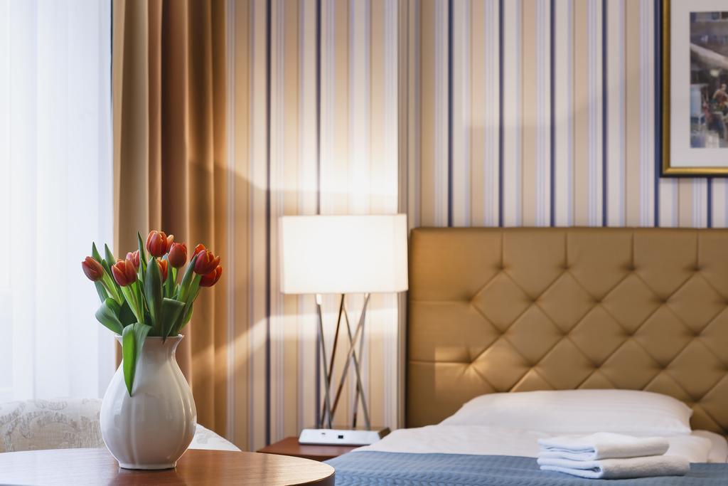 Hotel Gryf Danzica Esterno foto