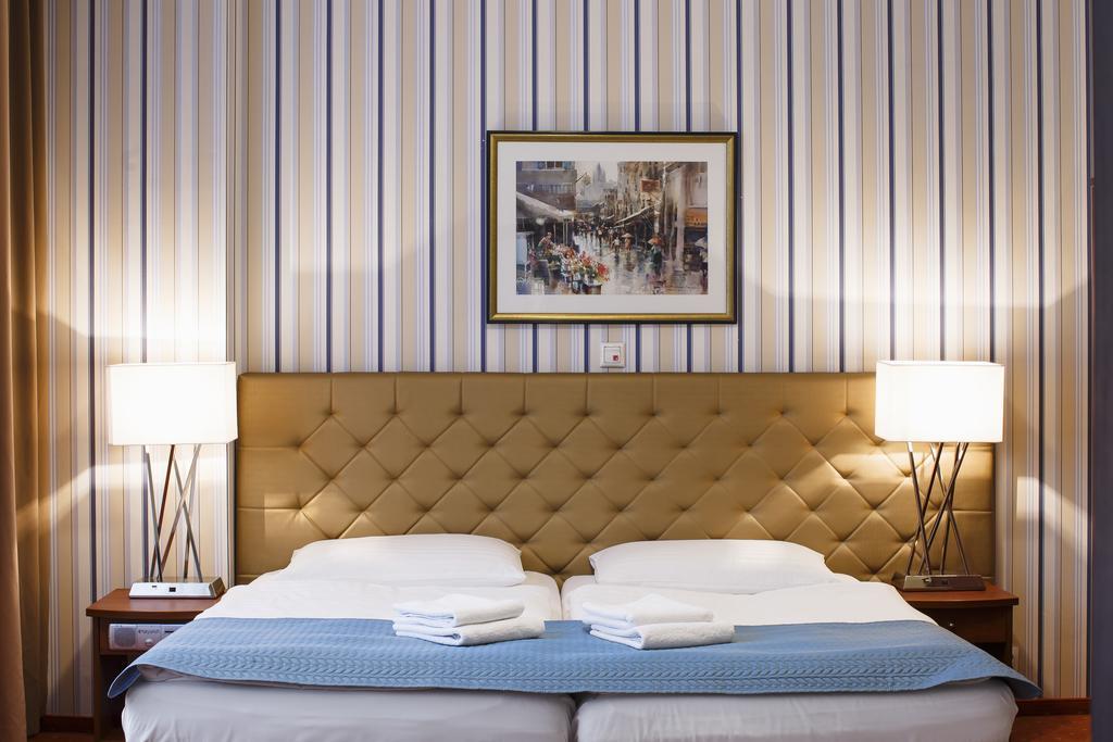 Hotel Gryf Danzica Esterno foto